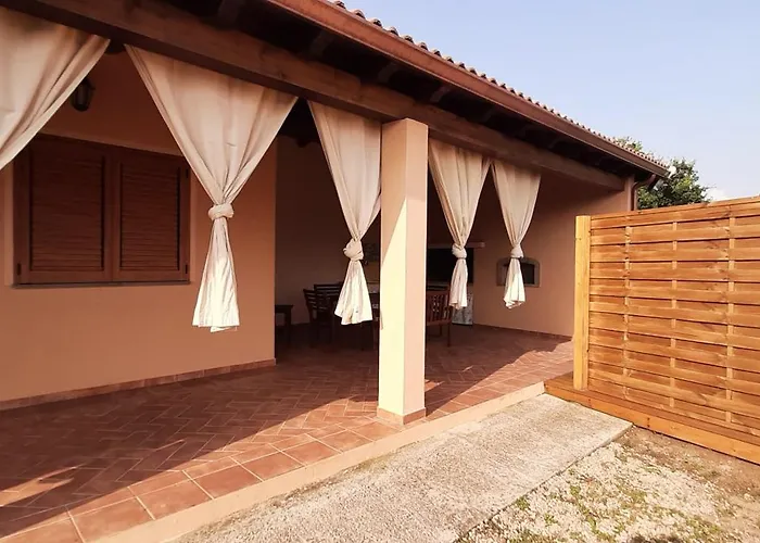 Marci Con Piscina Privata A Nulvi