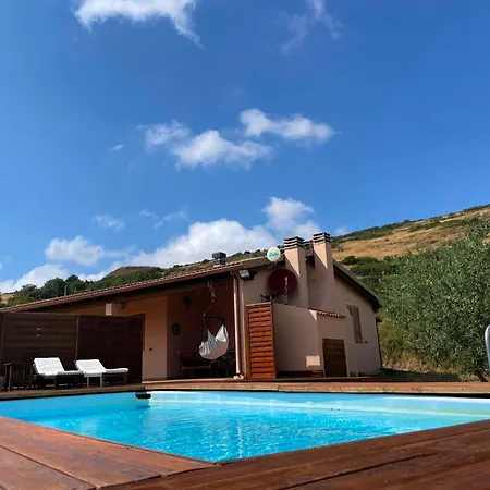 Dom wakacyjny Marci Con Piscina Privata A *